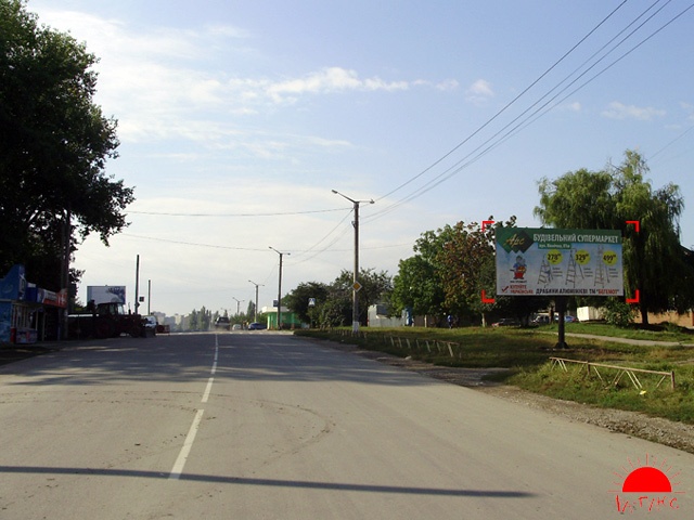 Щит 6x3, Хмельницьке шосе - вул. Черняхівського (північно-західна сторона) Щит 6x3, Хмельницьке шосе - вул. Черняхівського (північно-західна сторона)